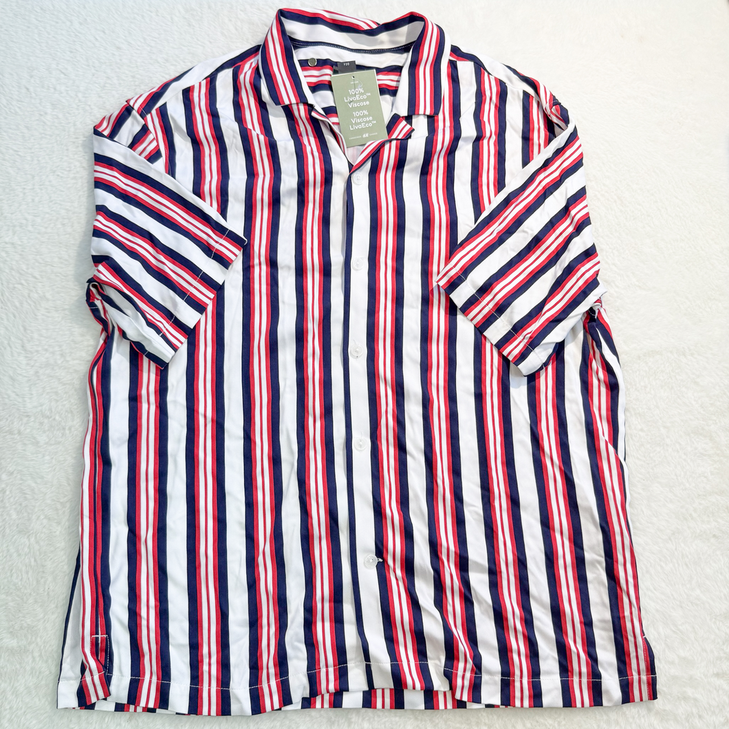 H & M Short Sleeve Top Size Large P0517
