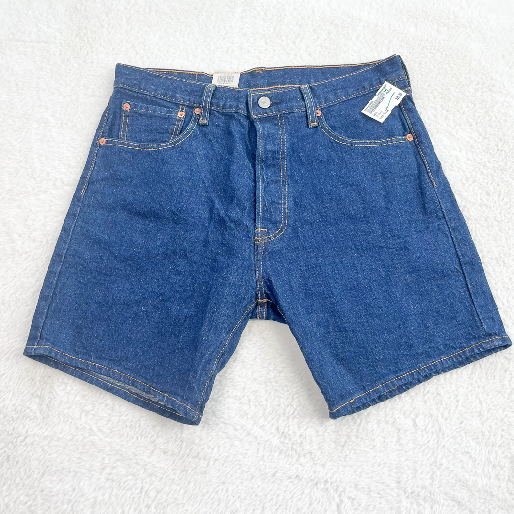 Levi Shorts Size 13/14 *