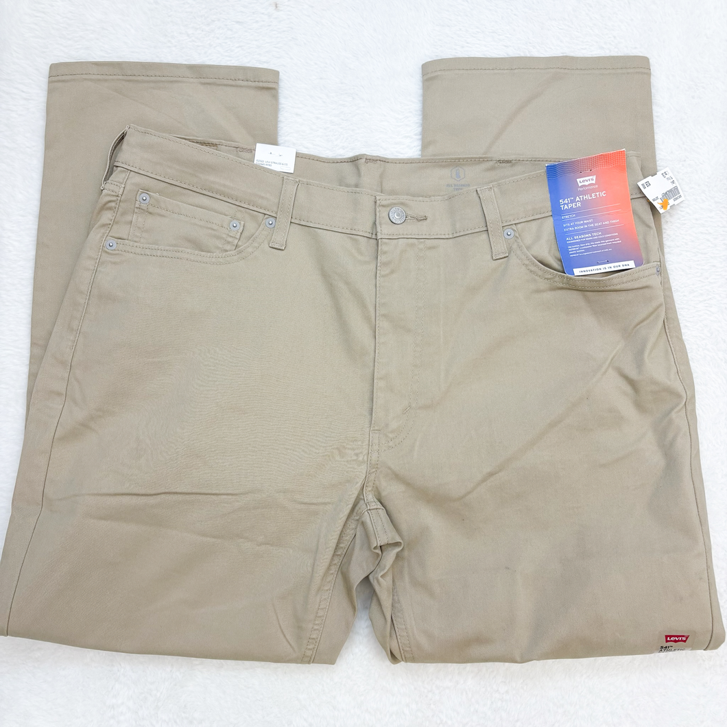 Levi Khakis Size 38 P0488