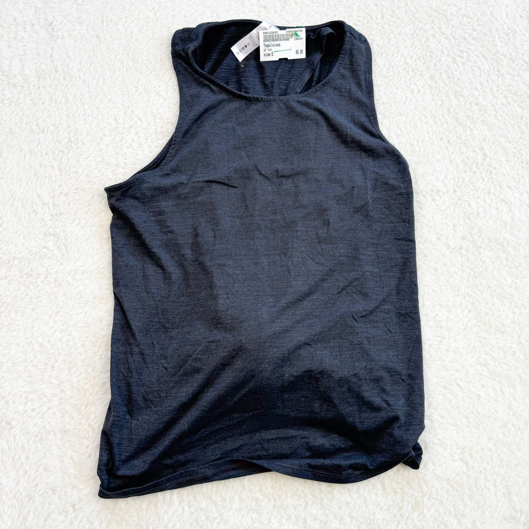 Yogalicious Athletic Top Size Small *