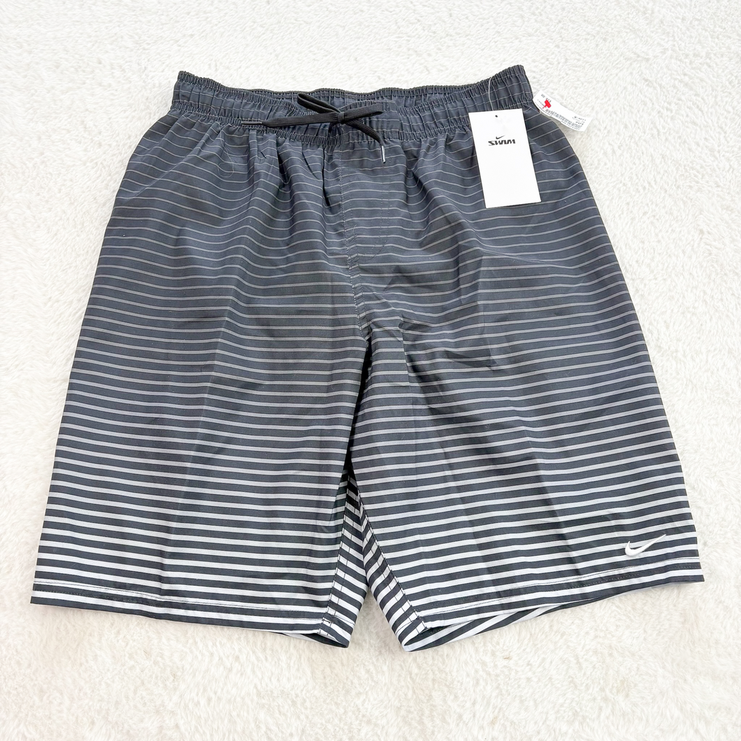 Nike Shorts Size Medium P0209
