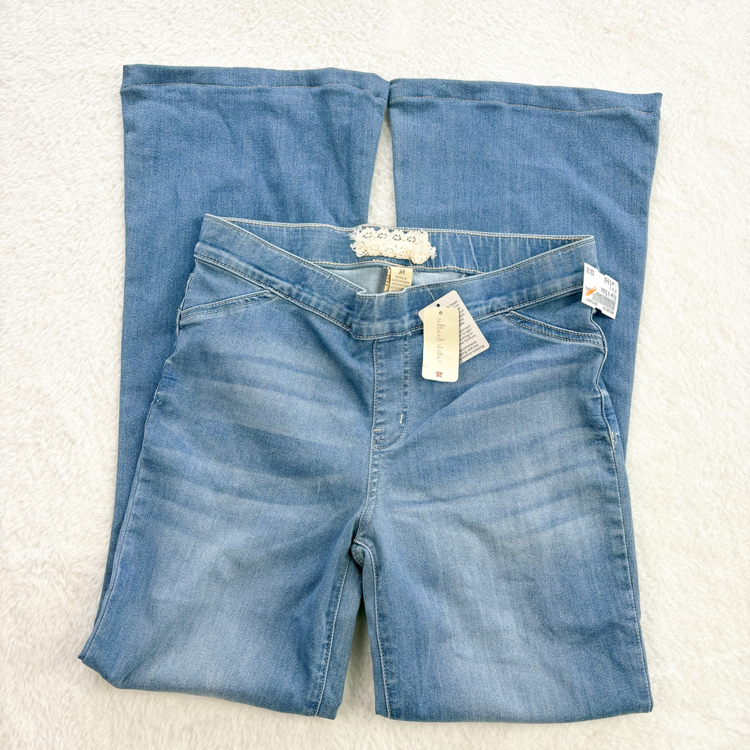 Altar'd State Denim Size 5/6 (28) *
