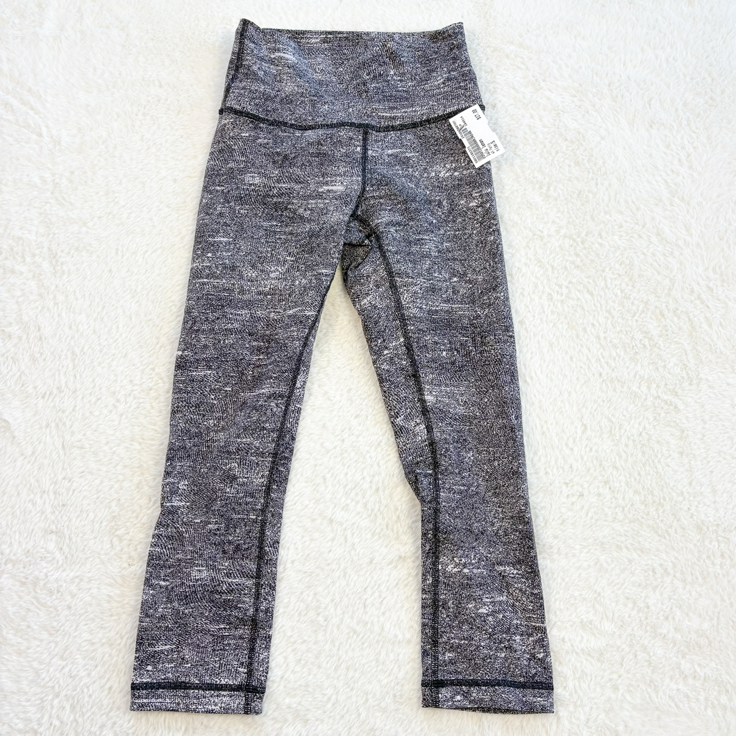 Lulu Lemon Athletic Pants Size Small (4) *