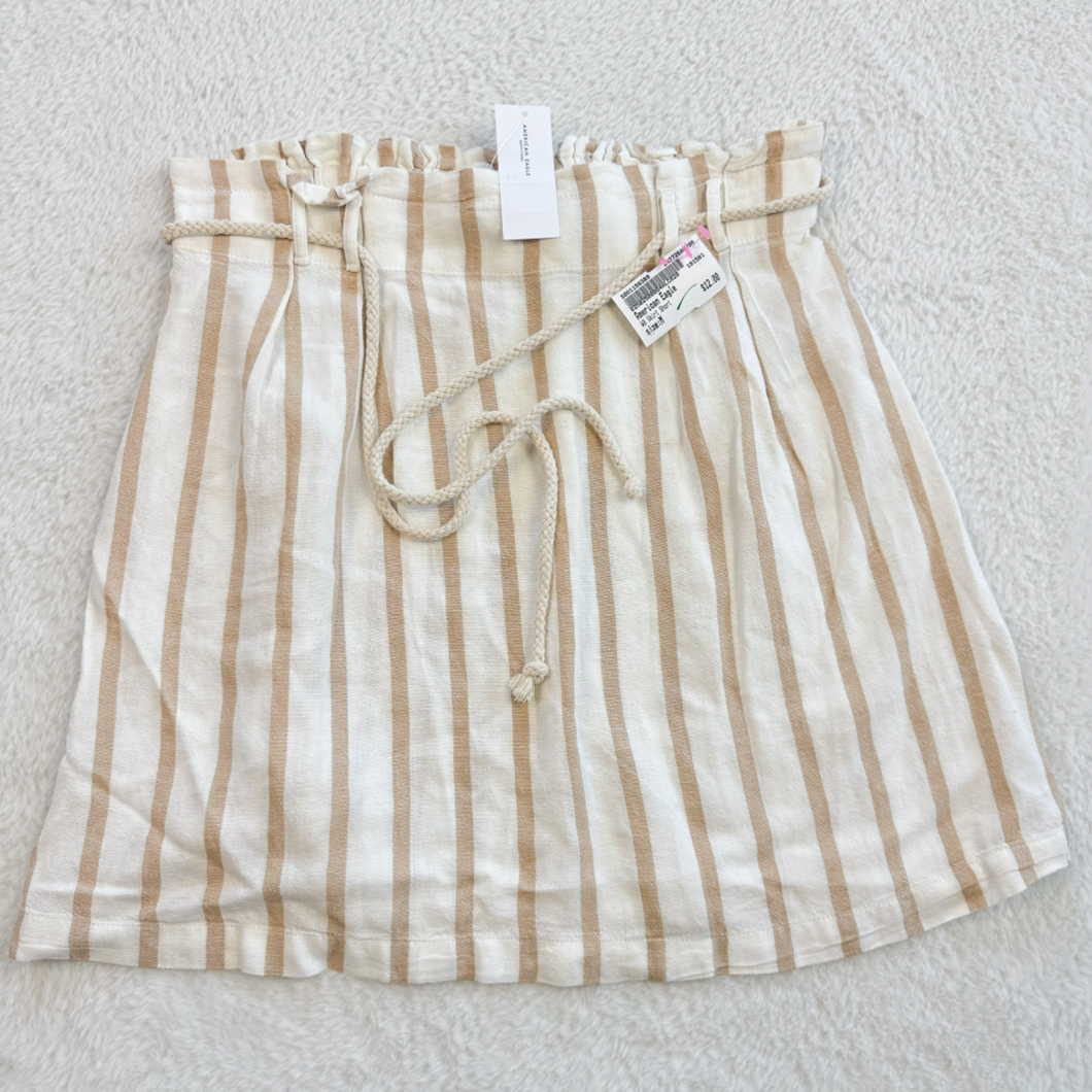 American Eagle Short Skirt Size Medium *