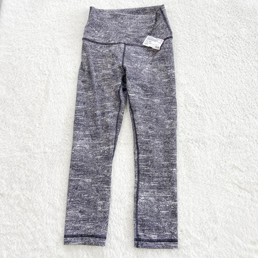 Lulu Lemon Athletic Pants Size Small *