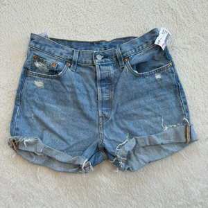 Levi Shorts Size 7/8 *