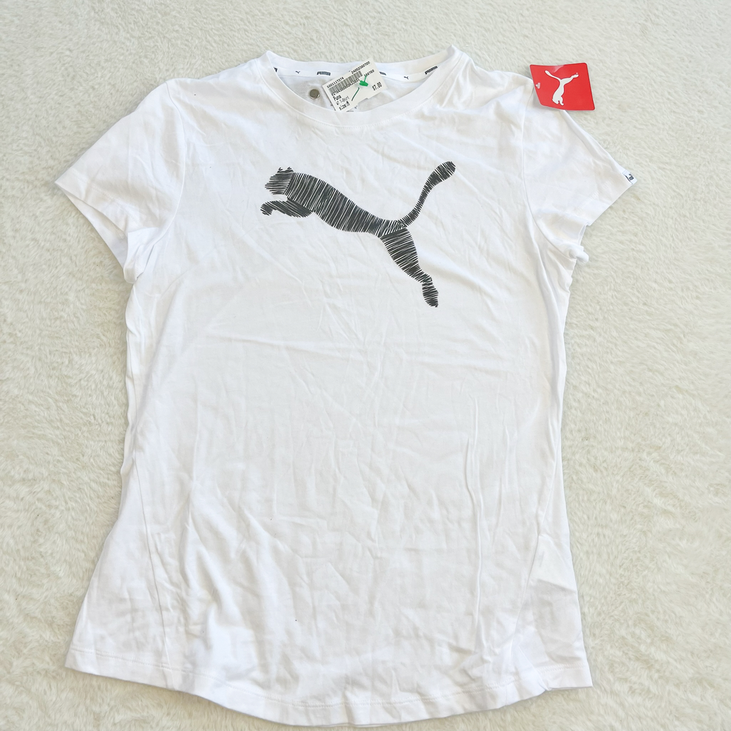 Puma T-Shirt Size Medium *